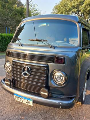 VOLKSWAGEN KOMBI 1.4 MI FURGÃO 8V FLEX 3P MANUAL
